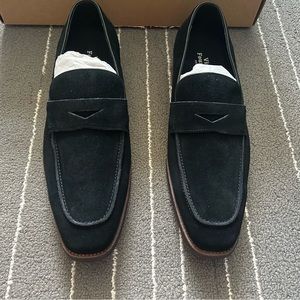 Vintage Foundry Men’s Davis Black Suede Loafers